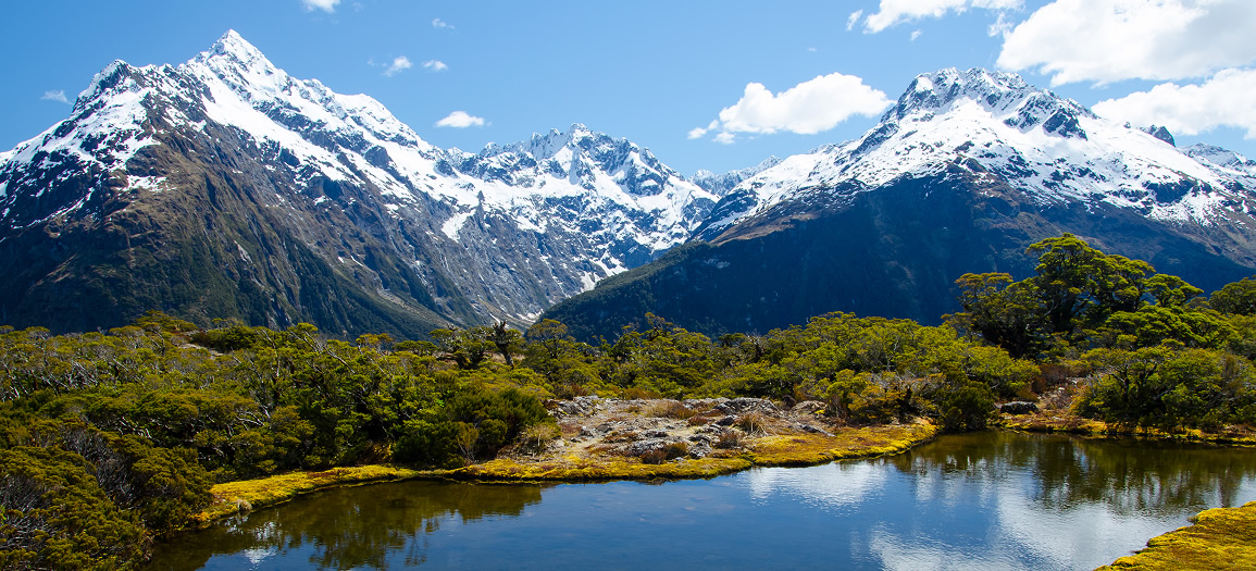 the lake Marian in New Zealand